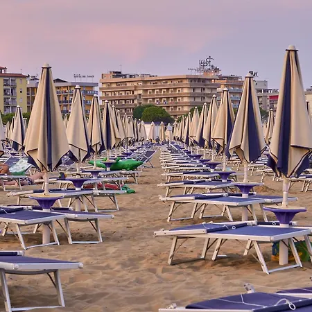 Cozy And Modern In Bibione-beahost * Bibione