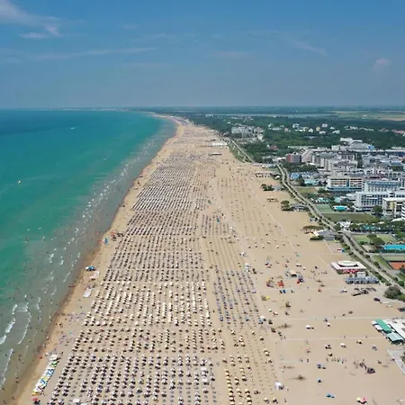 Apartment Cozy And Modern In Bibione-beahost Bibione